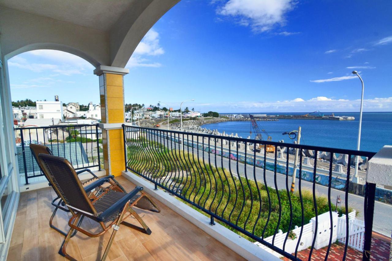 Taitung Sea Level Bed & Breakfast Екстериор снимка